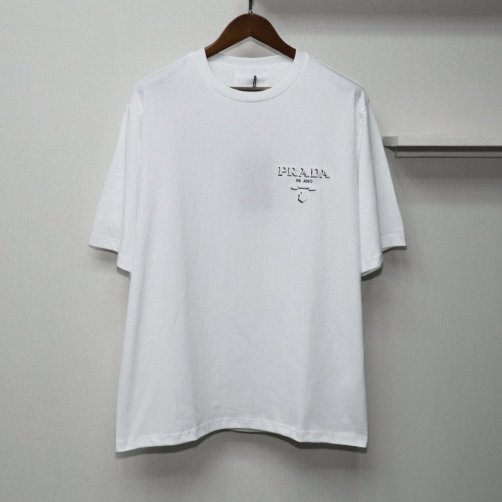 Prada three-dimensional embroidered logo short sleeves